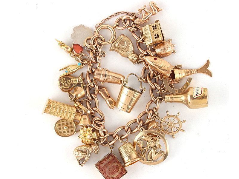 Free Valuations